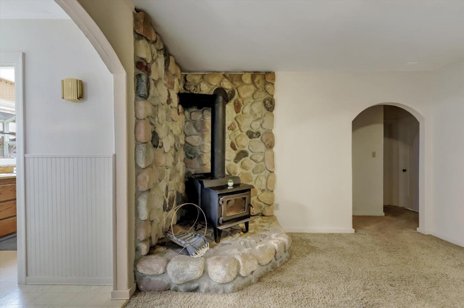 Detail Gallery Image 13 of 78 For 13207 Ridge Rd, Grass Valley,  CA 95945 - 3 Beds | 2 Baths