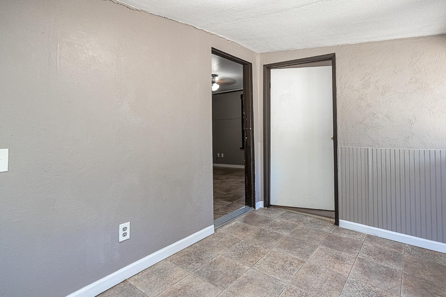 Detail Gallery Image 23 of 35 For 304 S 4th St, Patterson,  CA 95363 - 2 Beds | 1 Baths