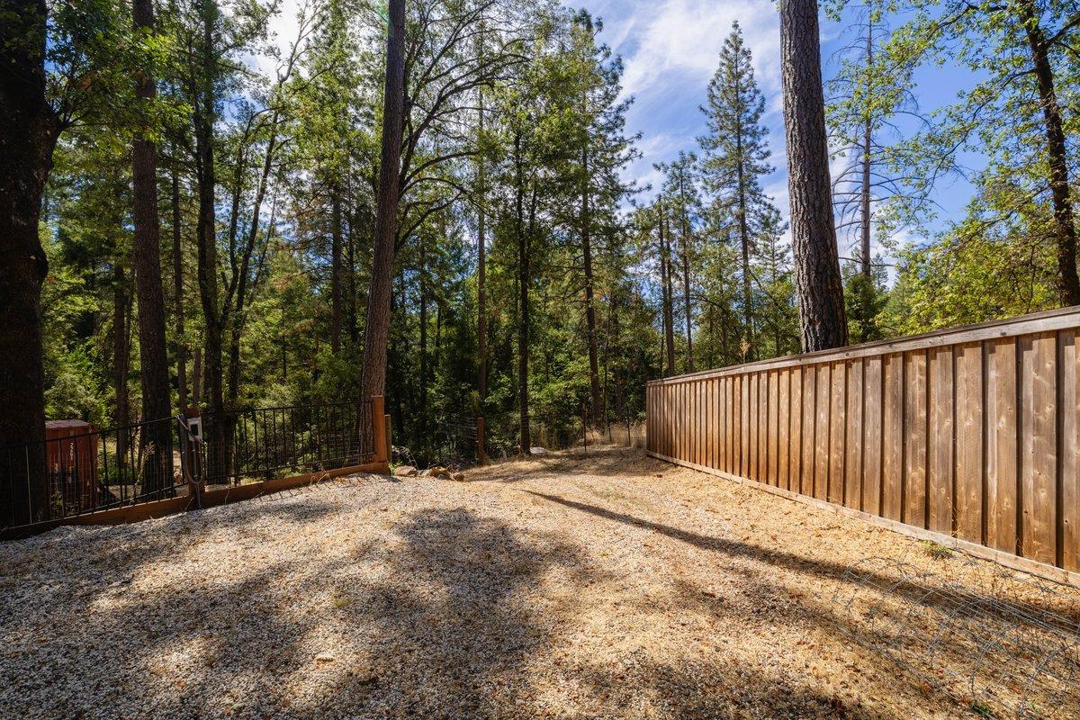 Detail Gallery Image 7 of 54 For 18921 Greenhorn Rd, Grass Valley,  CA 95945 - 3 Beds | 2/1 Baths