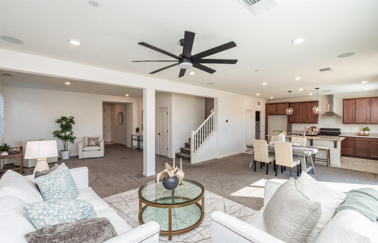 Detail Gallery Image 11 of 60 For 1466 Avila Ln, Lincoln,  CA 95648 - 4 Beds | 2/1 Baths