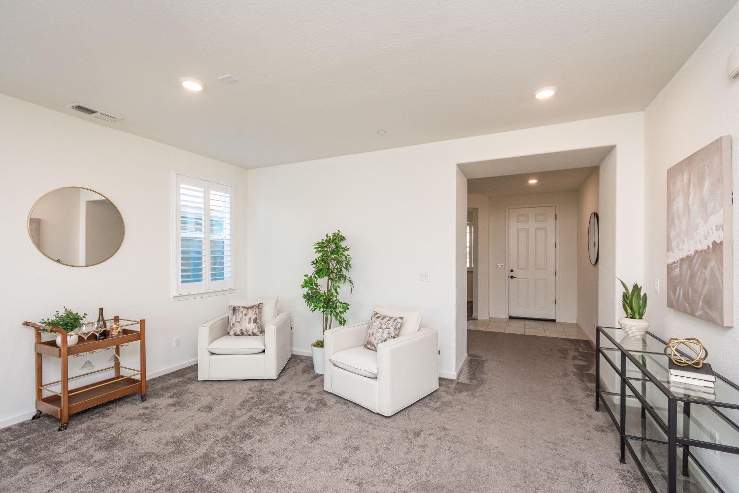 Detail Gallery Image 10 of 60 For 1466 Avila Ln, Lincoln,  CA 95648 - 4 Beds | 2/1 Baths