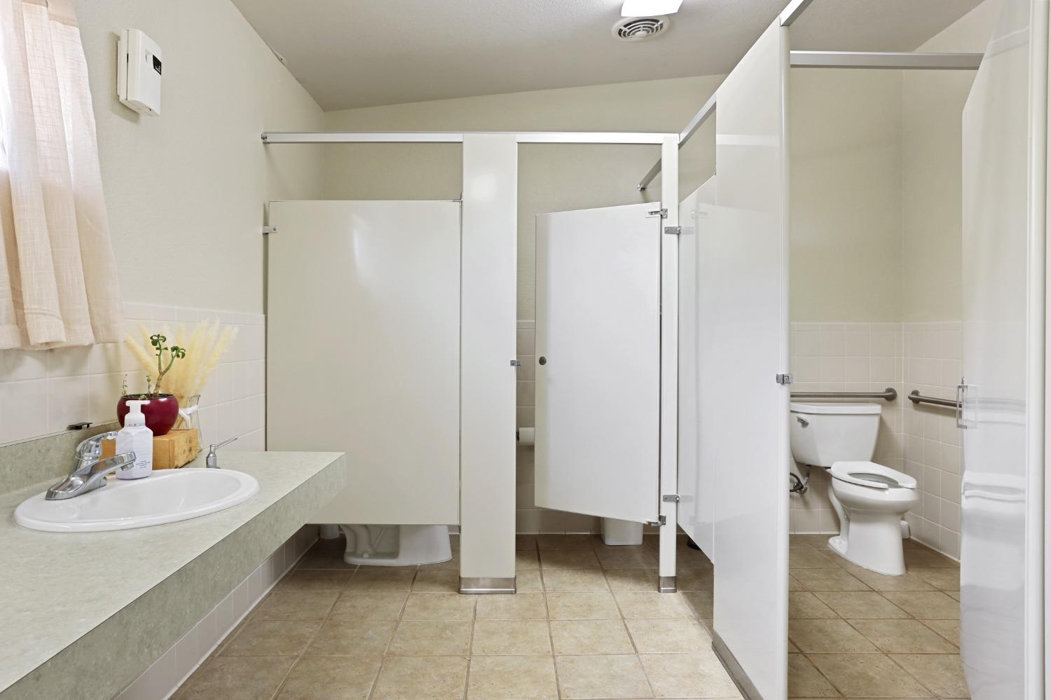 Detail Gallery Image 63 of 85 For 9150 E Highway 12, Lodi,  CA 95240 - – Beds | – Baths