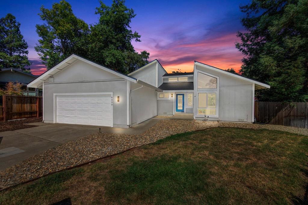 Detail Gallery Image 1 of 1 For 6059 Dublin Way, Citrus Heights,  CA 95610 - 3 Beds | 2 Baths