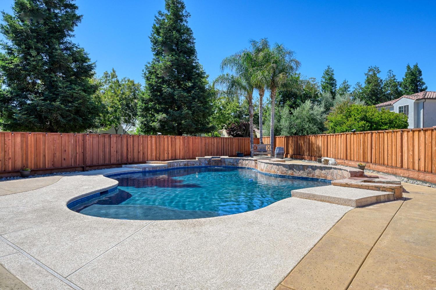 Detail Gallery Image 8 of 69 For 2731 Mocking Bird Ln, Tracy,  CA 95377 - 3 Beds | 2/1 Baths