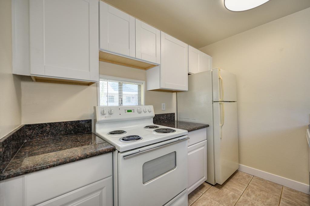 Detail Gallery Image 16 of 31 For 9004 El Cajon Way #1,  Sacramento,  CA 95826 - 2 Beds | 1 Baths