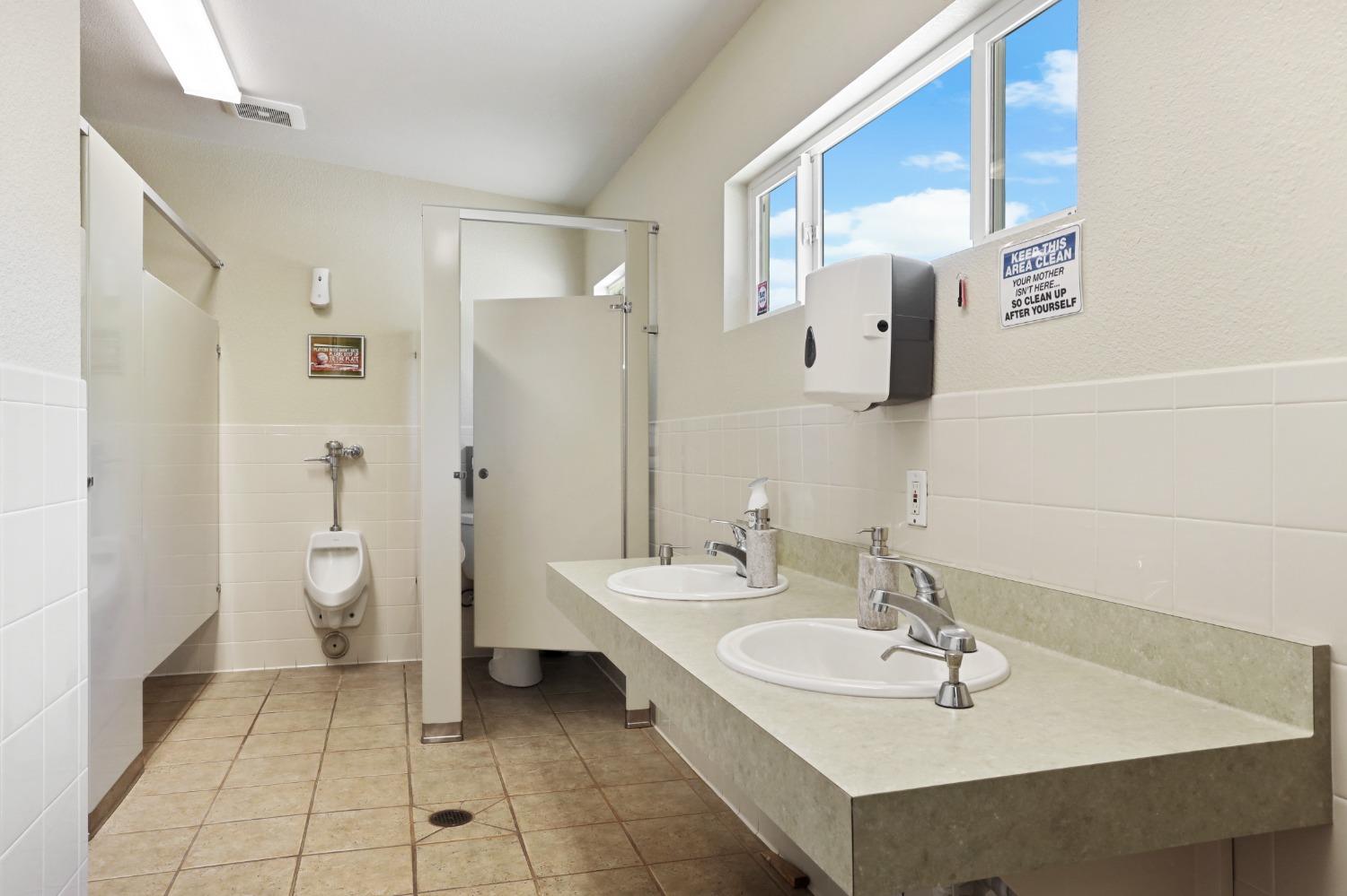 Detail Gallery Image 64 of 85 For 9150 E Highway 12, Lodi,  CA 95240 - – Beds | – Baths