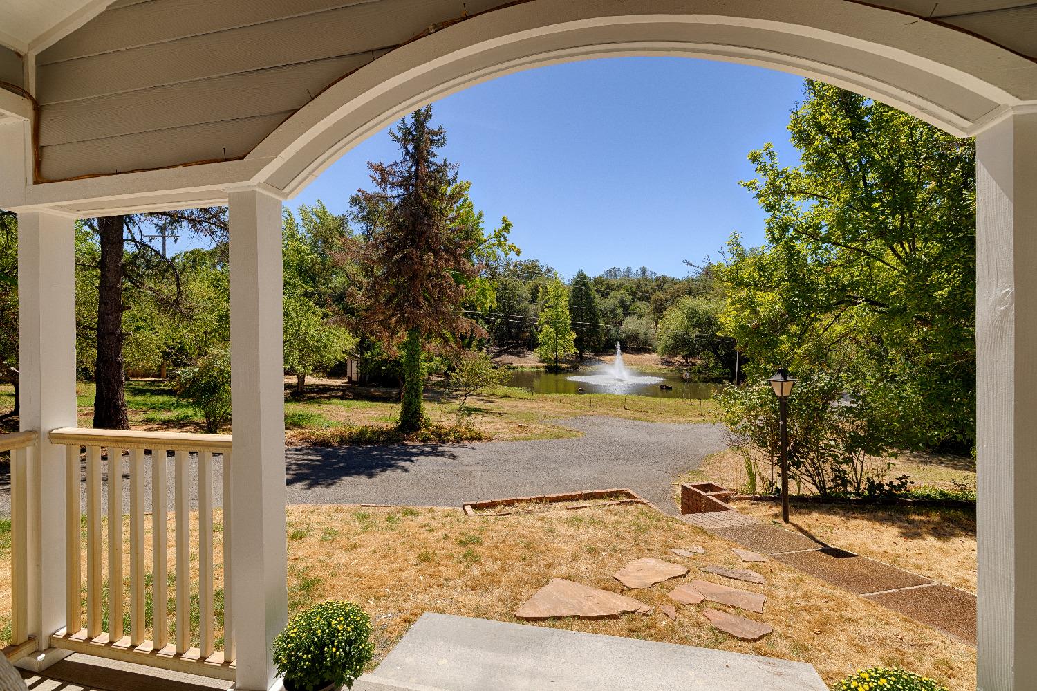 Detail Gallery Image 9 of 49 For 1630 Christian Valley Rd, Auburn,  CA 95602 - 3 Beds | 3/1 Baths