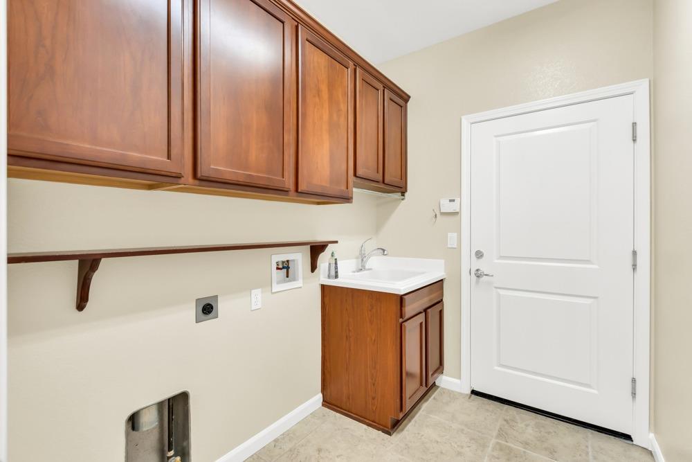 Detail Gallery Image 43 of 63 For 7609 Chatsworth Cir, Elk Grove,  CA 95757 - 2 Beds | 2 Baths