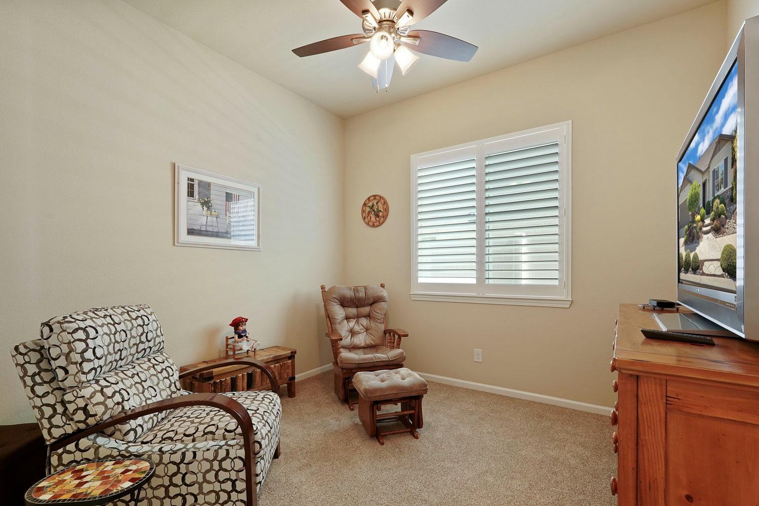 Detail Gallery Image 34 of 67 For 1570 Chestnut Hill Dr, Manteca,  CA 95336 - 3 Beds | 2 Baths