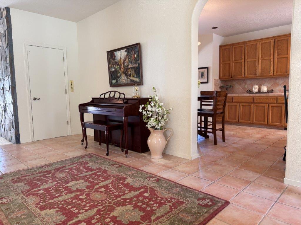 Detail Gallery Image 7 of 91 For 20591 Chaparral Ct 11a,  Groveland,  CA 95321 - 3 Beds | 3/1 Baths