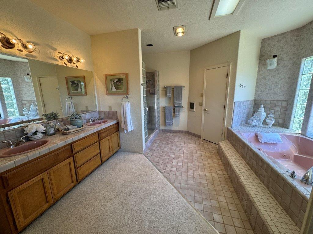 Detail Gallery Image 38 of 91 For 20591 Chaparral Ct 11a,  Groveland,  CA 95321 - 3 Beds | 3/1 Baths