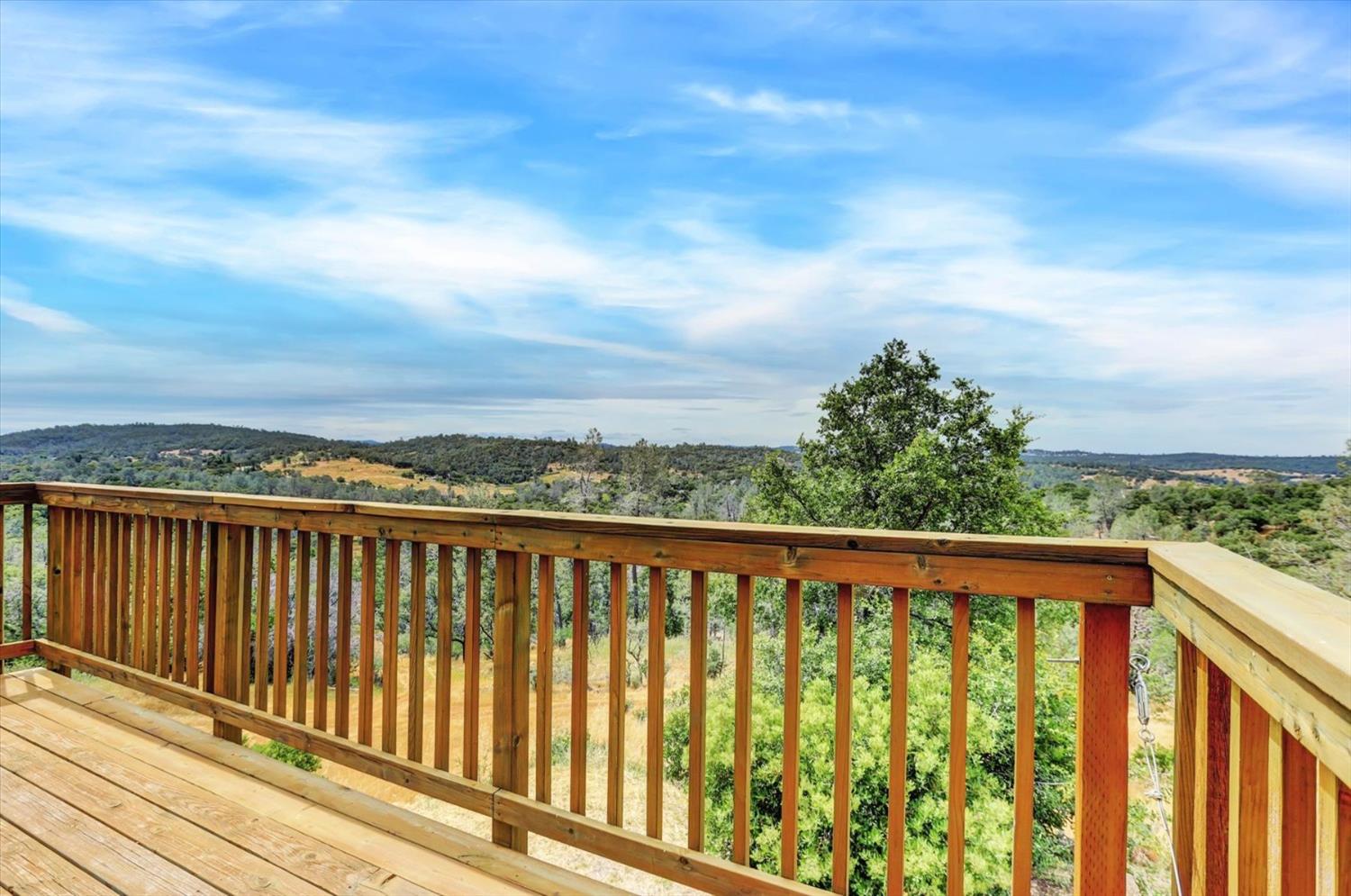 Detail Gallery Image 47 of 95 For 15463 Summit Way, Grass Valley,  CA 95949 - 4 Beds | 3/1 Baths