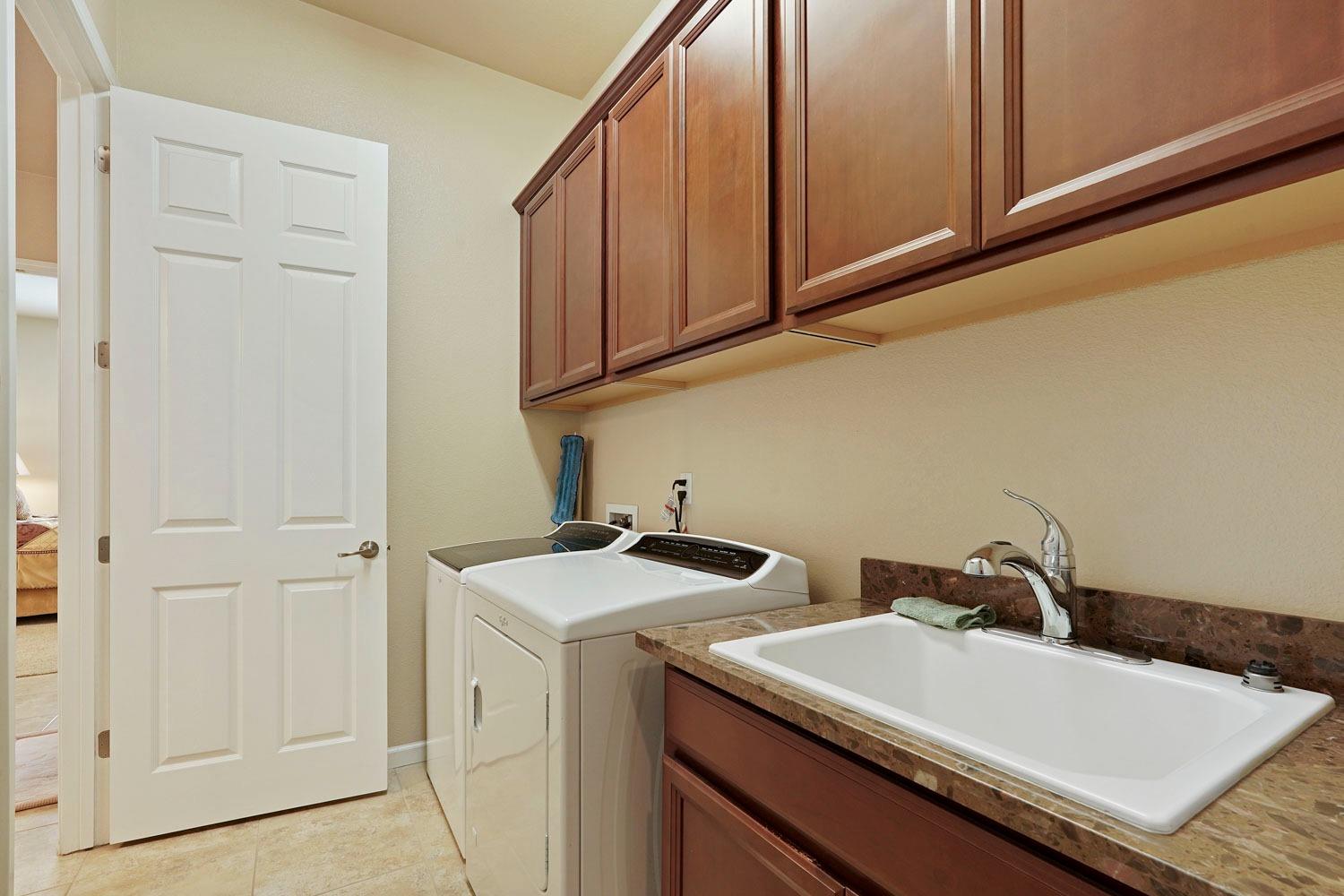 Detail Gallery Image 36 of 67 For 1570 Chestnut Hill Dr, Manteca,  CA 95336 - 3 Beds | 2 Baths