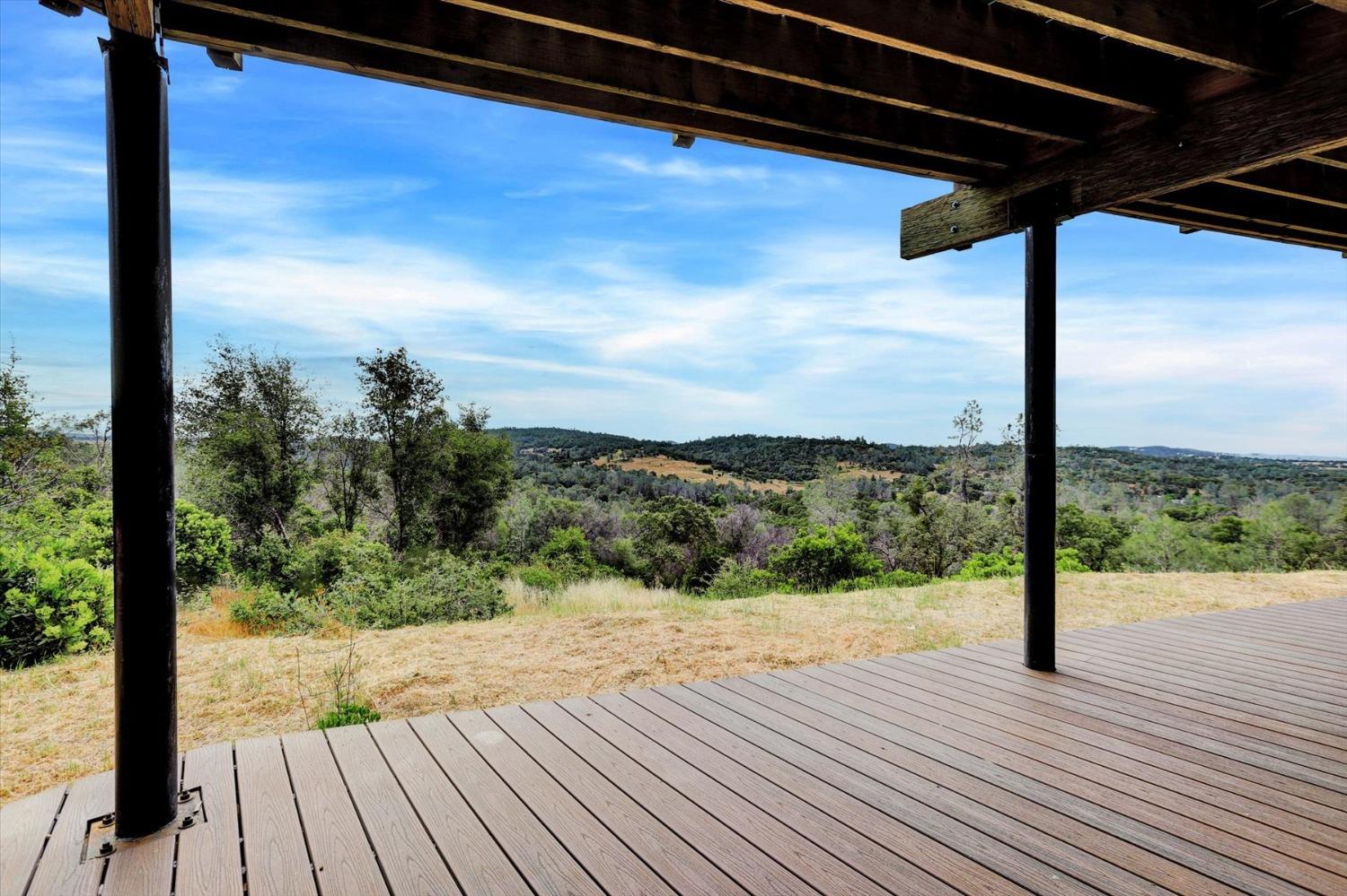 Detail Gallery Image 32 of 95 For 15463 Summit Way, Grass Valley,  CA 95949 - 4 Beds | 3/1 Baths