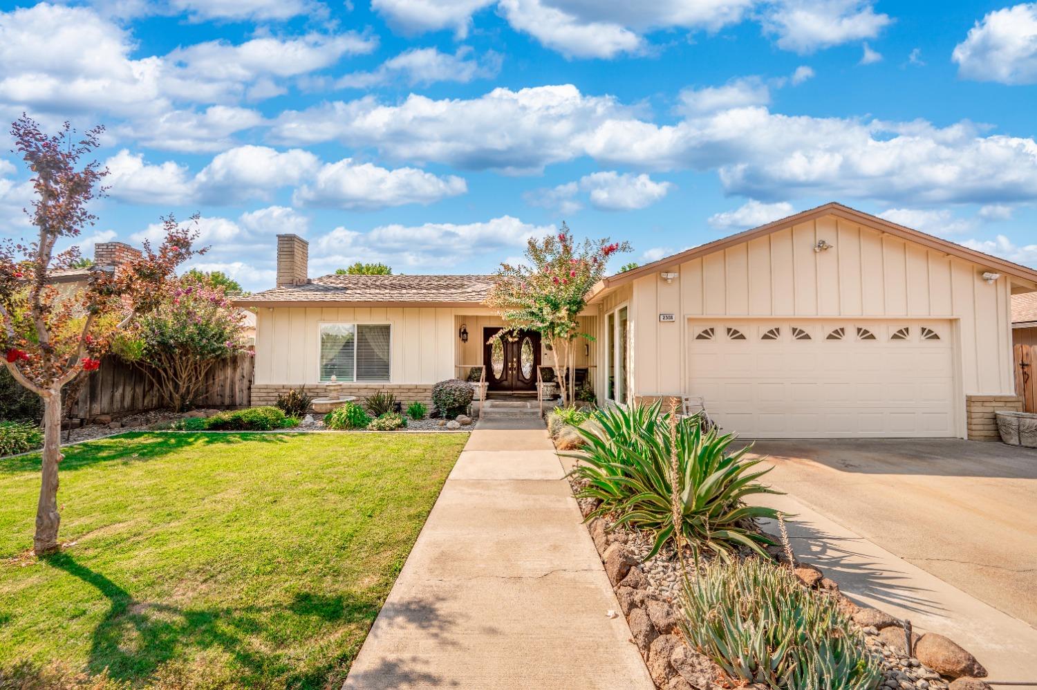 Detail Gallery Image 5 of 36 For 2308 Mcritchie Way, Modesto,  CA 95355 - 3 Beds | 2 Baths