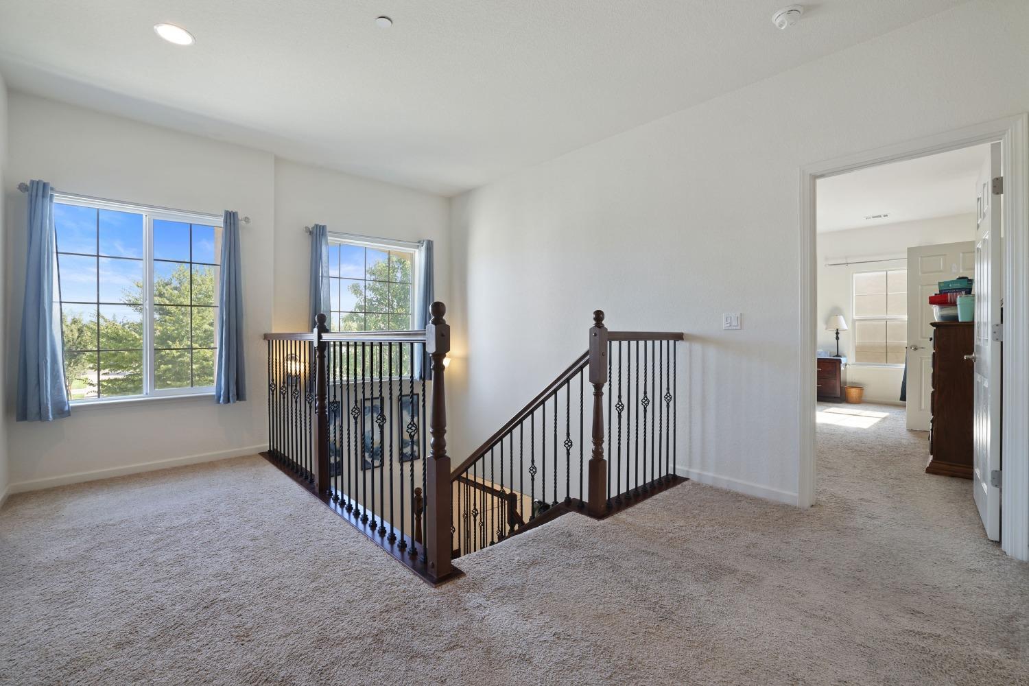 Detail Gallery Image 19 of 41 For 1711 Silver Ridge Way, Oakdale,  CA 95361 - 4 Beds | 2/1 Baths