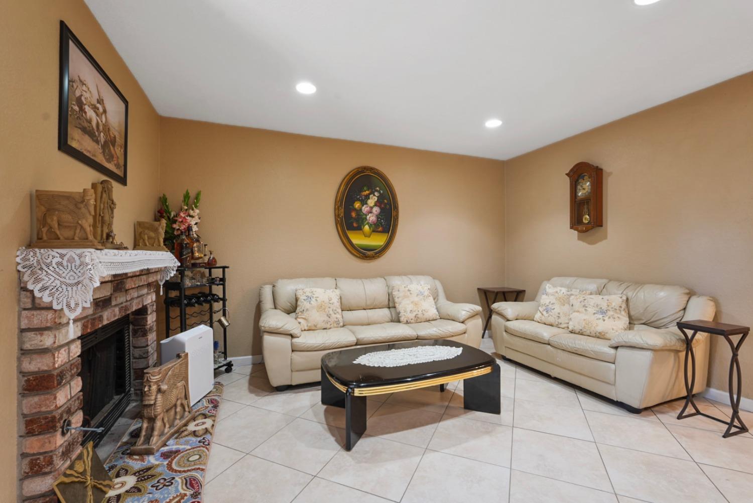 Detail Gallery Image 7 of 21 For 3058 Andre Ln, Turlock,  CA 95382 - 2 Beds | 1/1 Baths