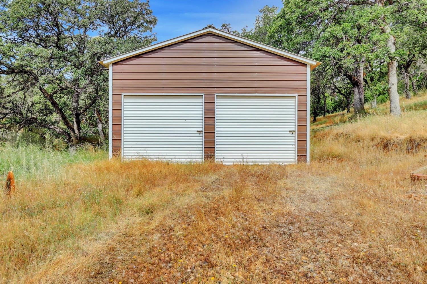 Detail Gallery Image 19 of 95 For 15463 Summit Way, Grass Valley,  CA 95949 - 4 Beds | 3/1 Baths