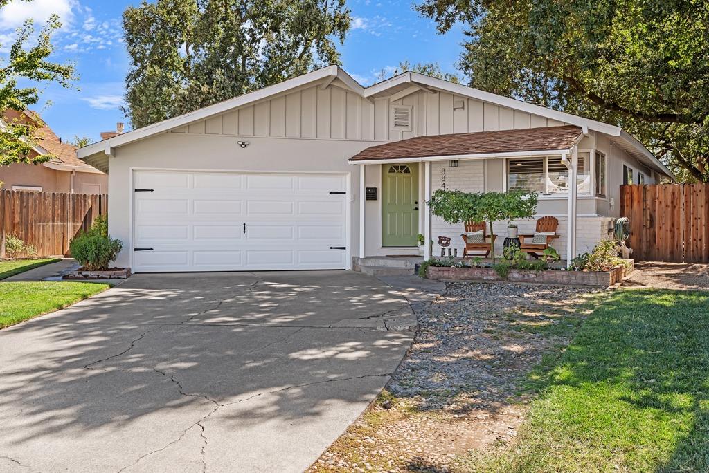 Detail Gallery Image 1 of 1 For 8844 Kelsey Dr, Elk Grove,  CA 95624 - 3 Beds | 2 Baths