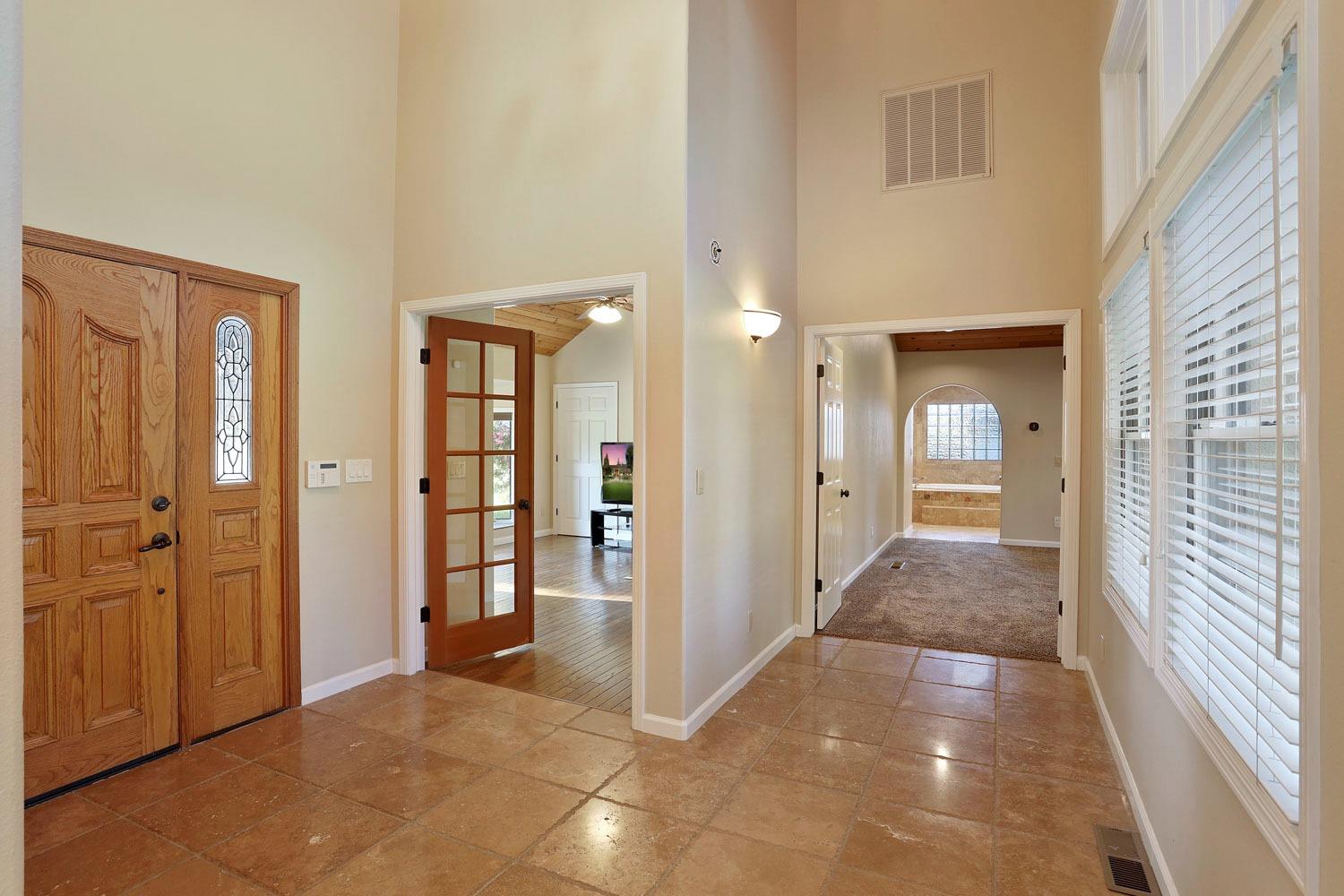 Detail Gallery Image 14 of 99 For 10514 Chantel Ln, Stockton,  CA 95212 - 3 Beds | 2/1 Baths