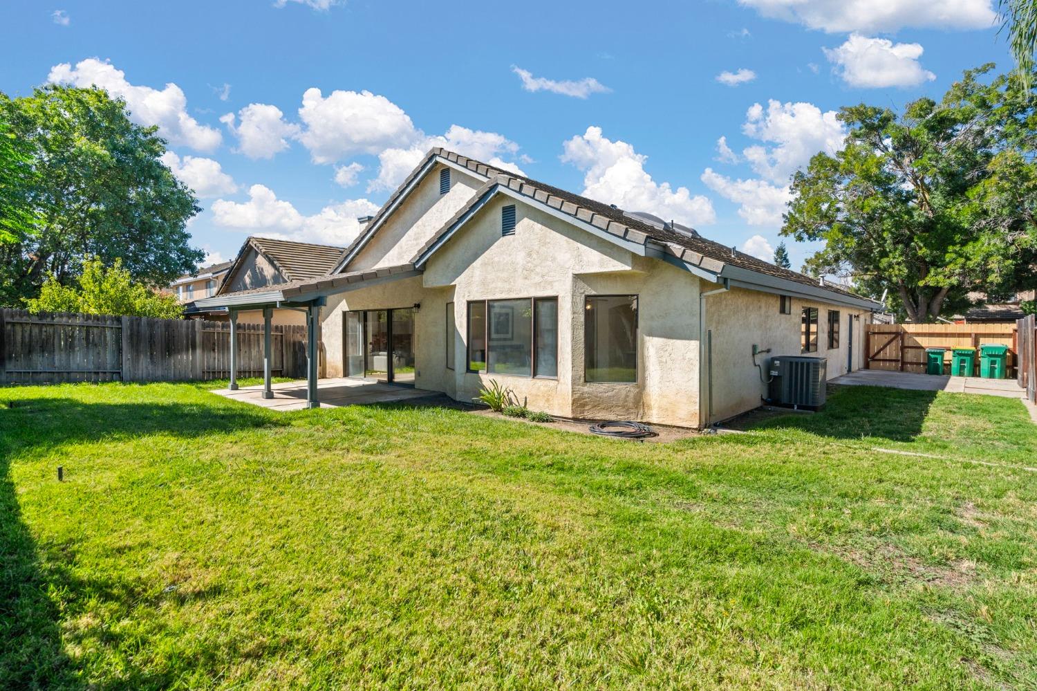 Detail Gallery Image 41 of 43 For 5725 Caribbean Cir, Stockton,  CA 95210 - 3 Beds | 2 Baths