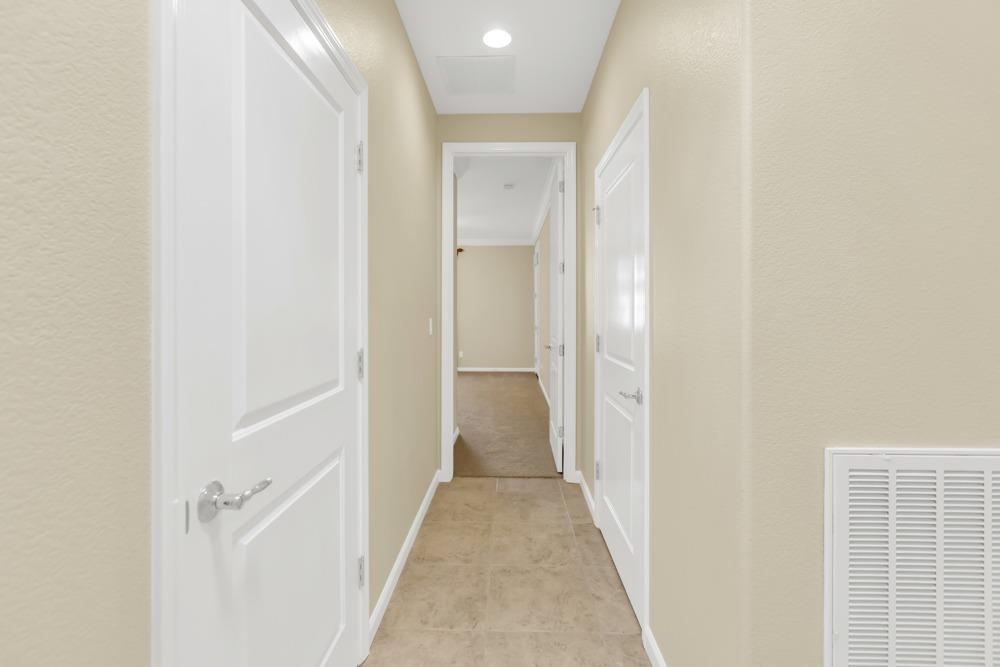 Detail Gallery Image 31 of 63 For 7609 Chatsworth Cir, Elk Grove,  CA 95757 - 2 Beds | 2 Baths