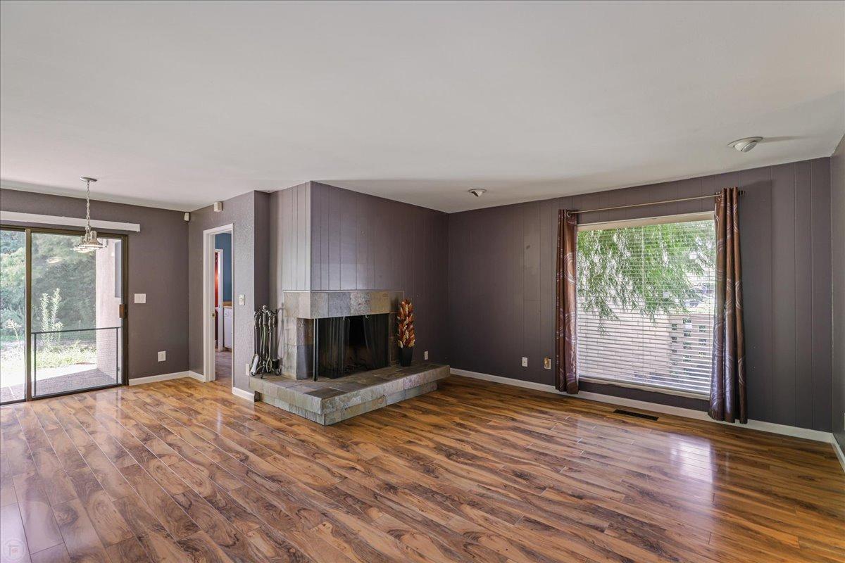 Detail Gallery Image 16 of 44 For 925 Rugby Ln, Modesto,  CA 95356 - 3 Beds | 2/1 Baths