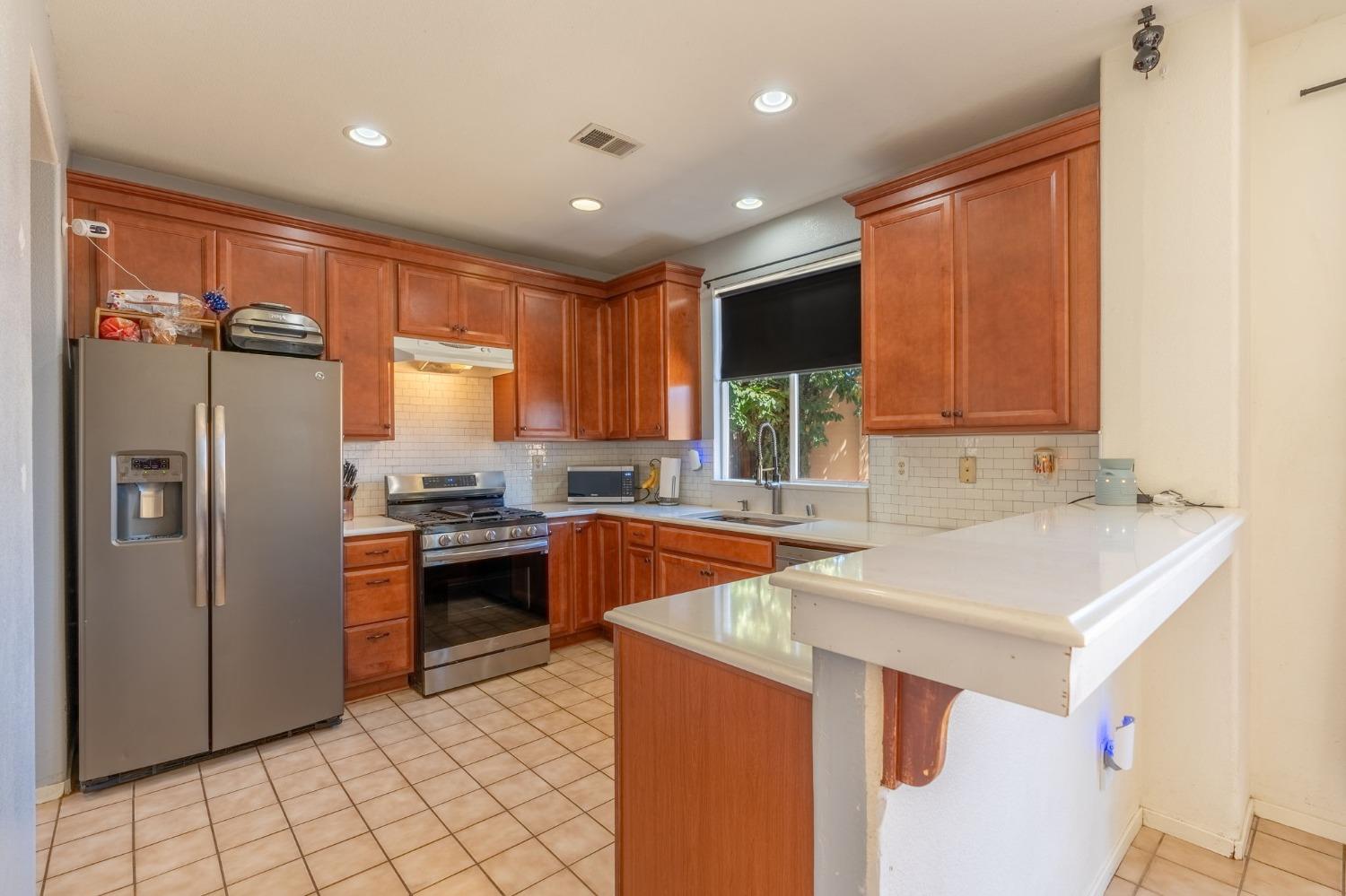 Detail Gallery Image 11 of 30 For 470 Baldwin Ct, Tracy,  CA 95376 - 3 Beds | 2/1 Baths