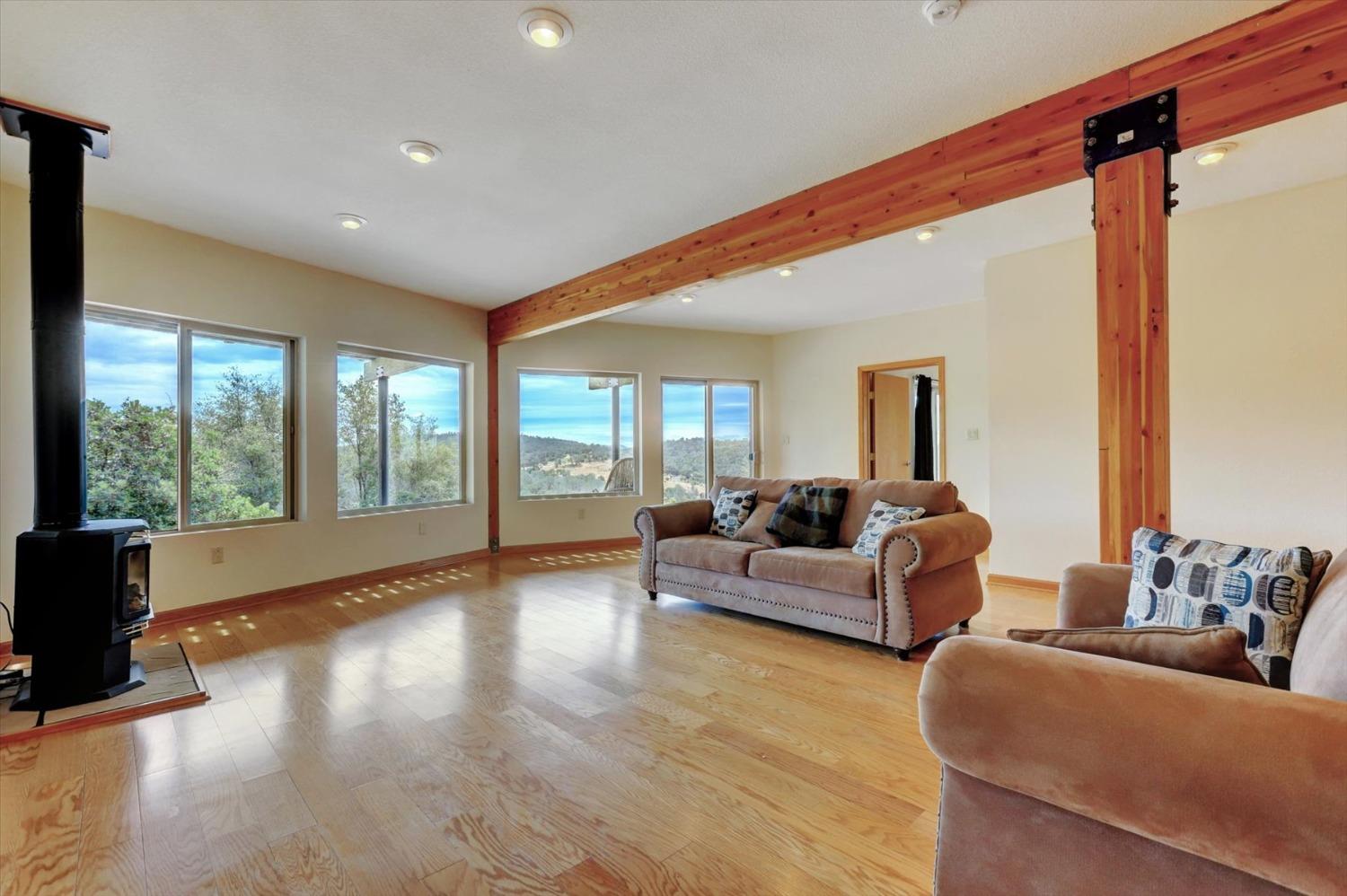 Detail Gallery Image 52 of 95 For 15463 Summit Way, Grass Valley,  CA 95949 - 4 Beds | 3/1 Baths