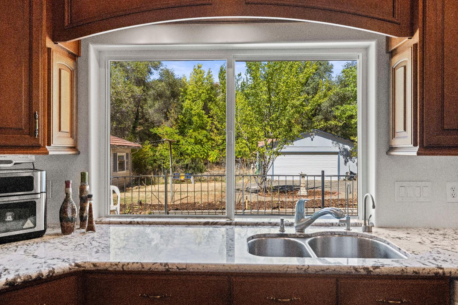 Detail Gallery Image 16 of 49 For 1630 Christian Valley Rd, Auburn,  CA 95602 - 3 Beds | 3/1 Baths