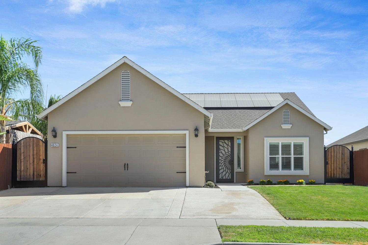 Detail Gallery Image 1 of 41 For 4024 Lanyard Dr, Stockton,  CA 95206 - 3 Beds | 2 Baths