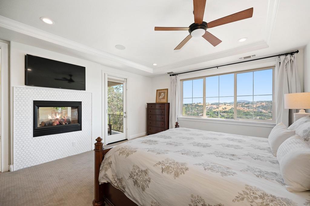 Detail Gallery Image 33 of 55 For 5457 Sur Mer Cir, El Dorado Hills,  CA 95762 - 5 Beds | 3/1 Baths