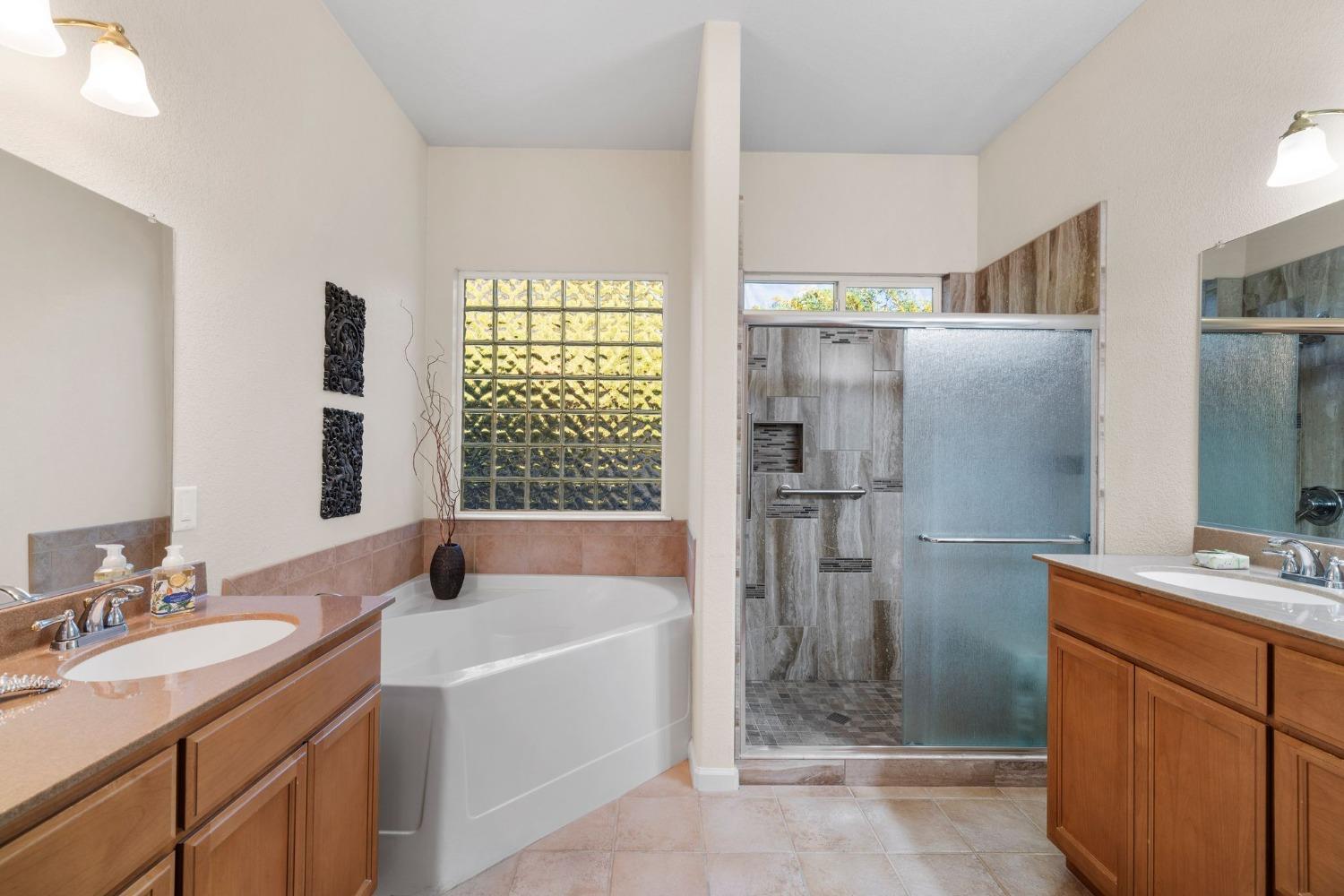 Detail Gallery Image 29 of 71 For 1485 Kanaka Valley Rd, Rescue,  CA 95672 - 3 Beds | 2 Baths