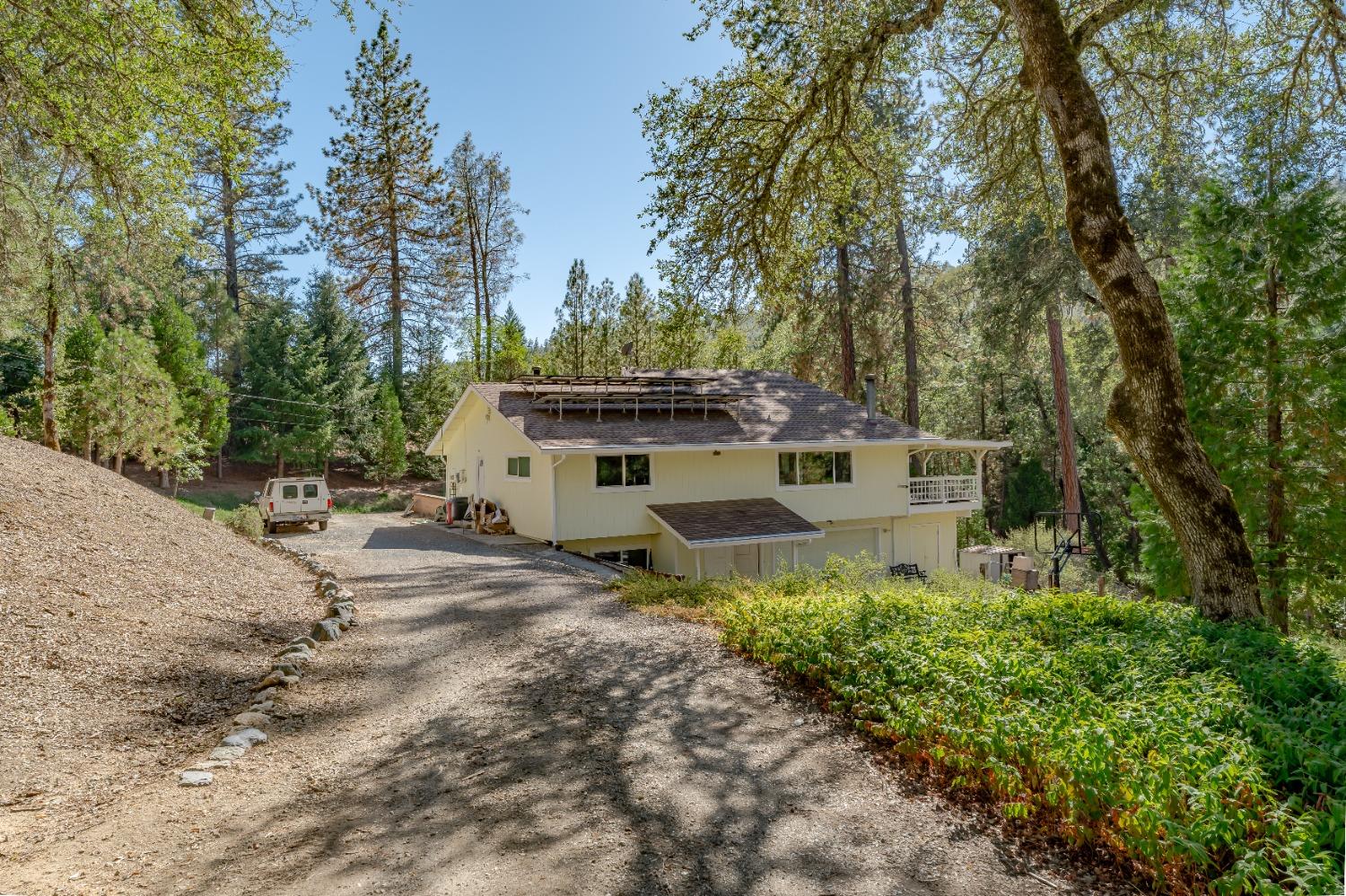 Detail Gallery Image 3 of 63 For 16879 Kiwi Rd, Grass Valley,  CA 95949 - 3 Beds | 2 Baths