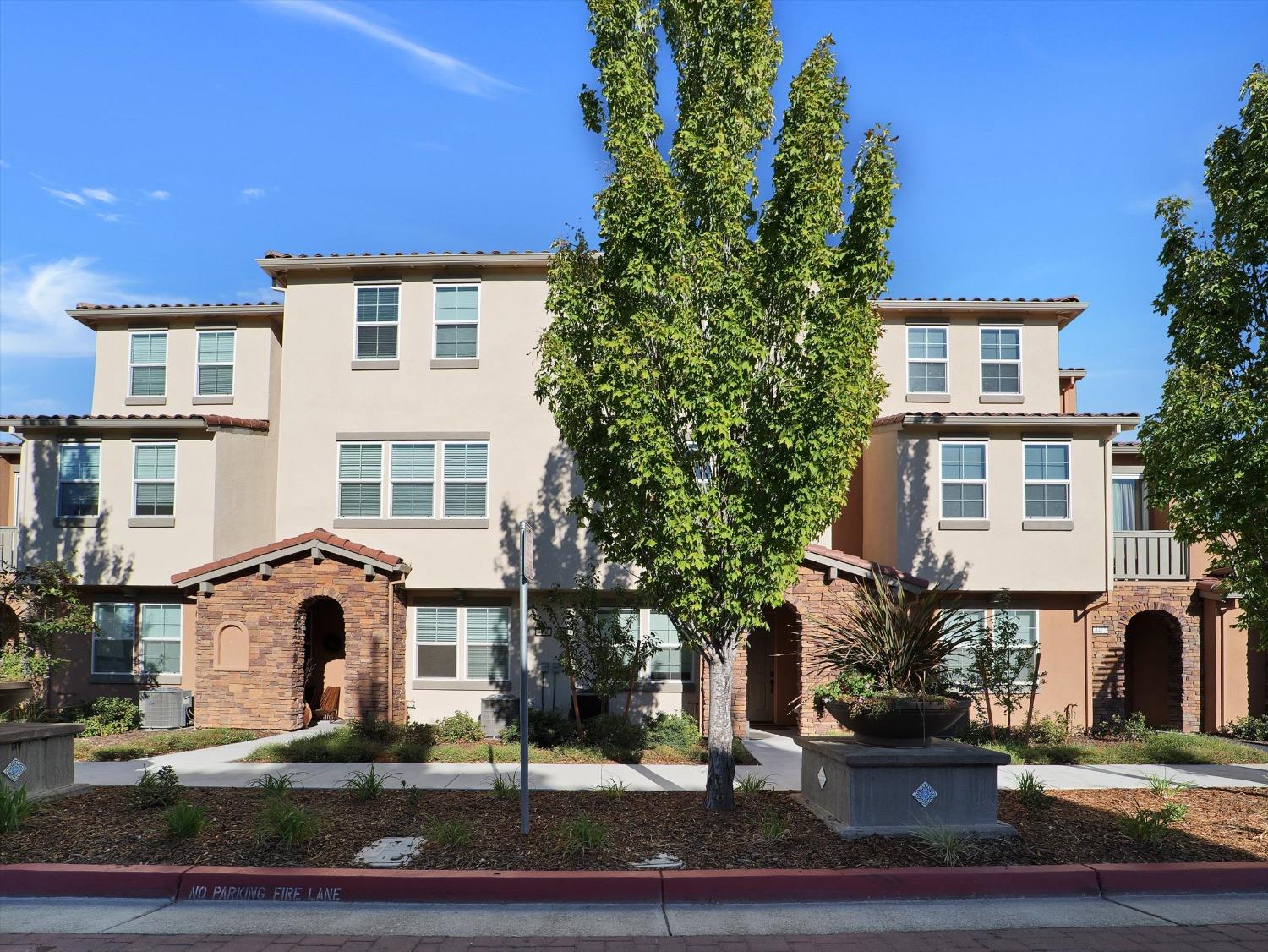 Detail Gallery Image 89 of 97 For 4474 Louvre Ln, Sacramento,  CA 95834 - 4 Beds | 3/1 Baths