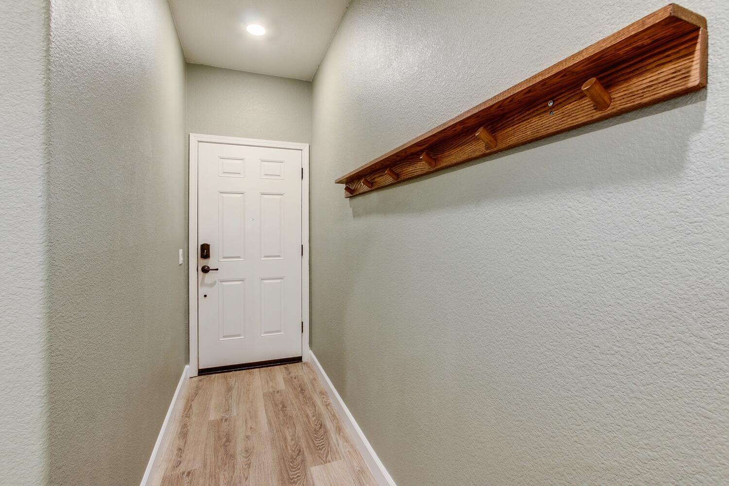 Detail Gallery Image 5 of 42 For 12782 Herringbone Way, Rancho Cordova,  CA 95742 - 4 Beds | 2 Baths