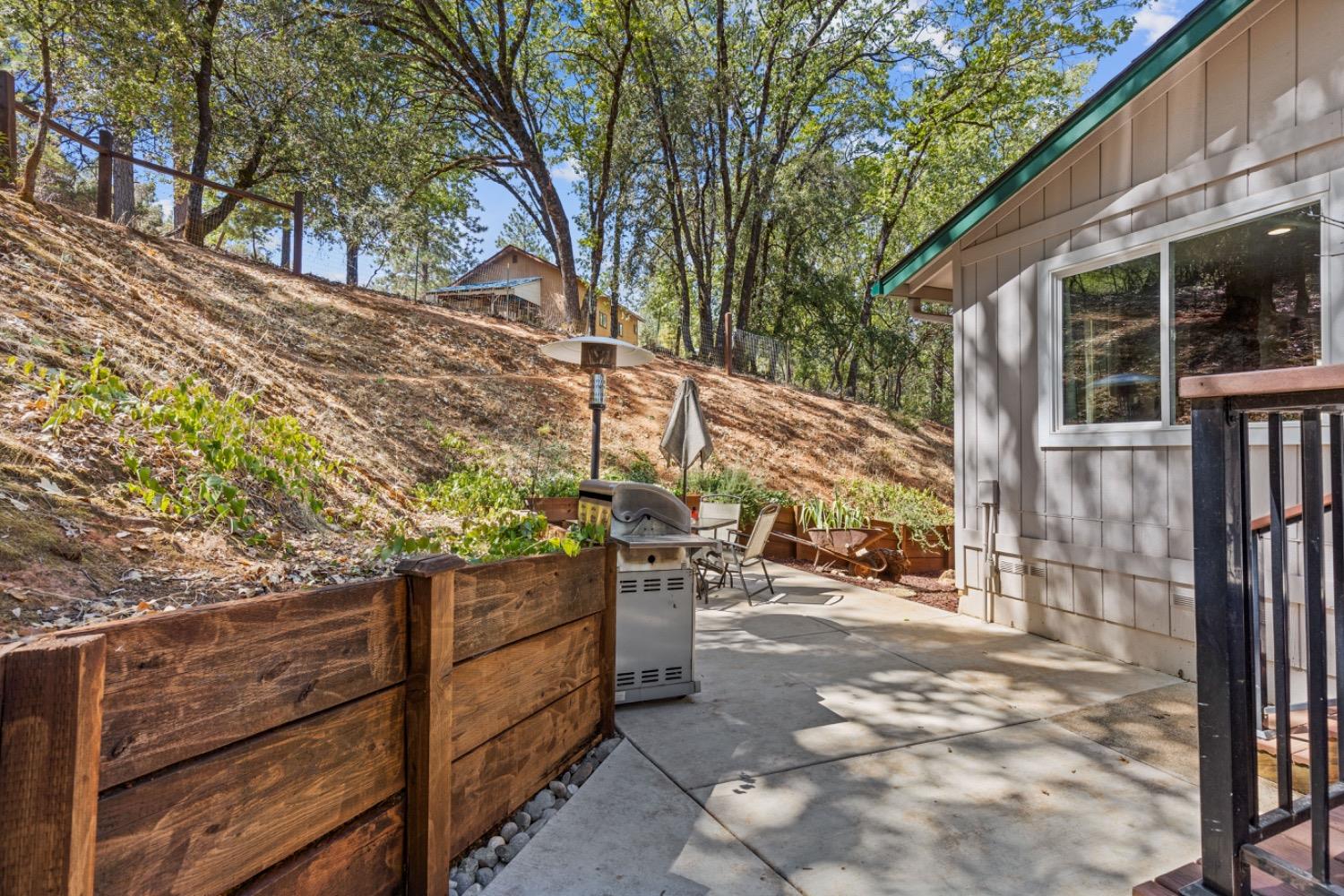 Detail Gallery Image 32 of 45 For 1155 Pleasant Ridge Rd, Colfax,  CA 95713 - 3 Beds | 2 Baths