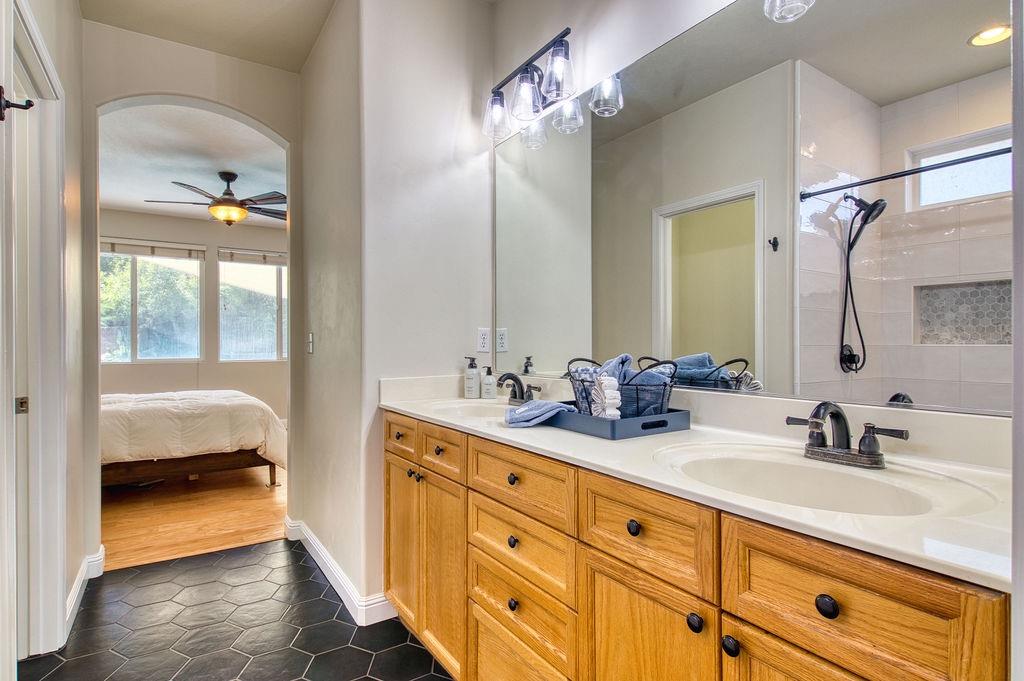 Detail Gallery Image 27 of 34 For 442 Treecrest Cir, Oakdale,  CA 95361 - 3 Beds | 2 Baths