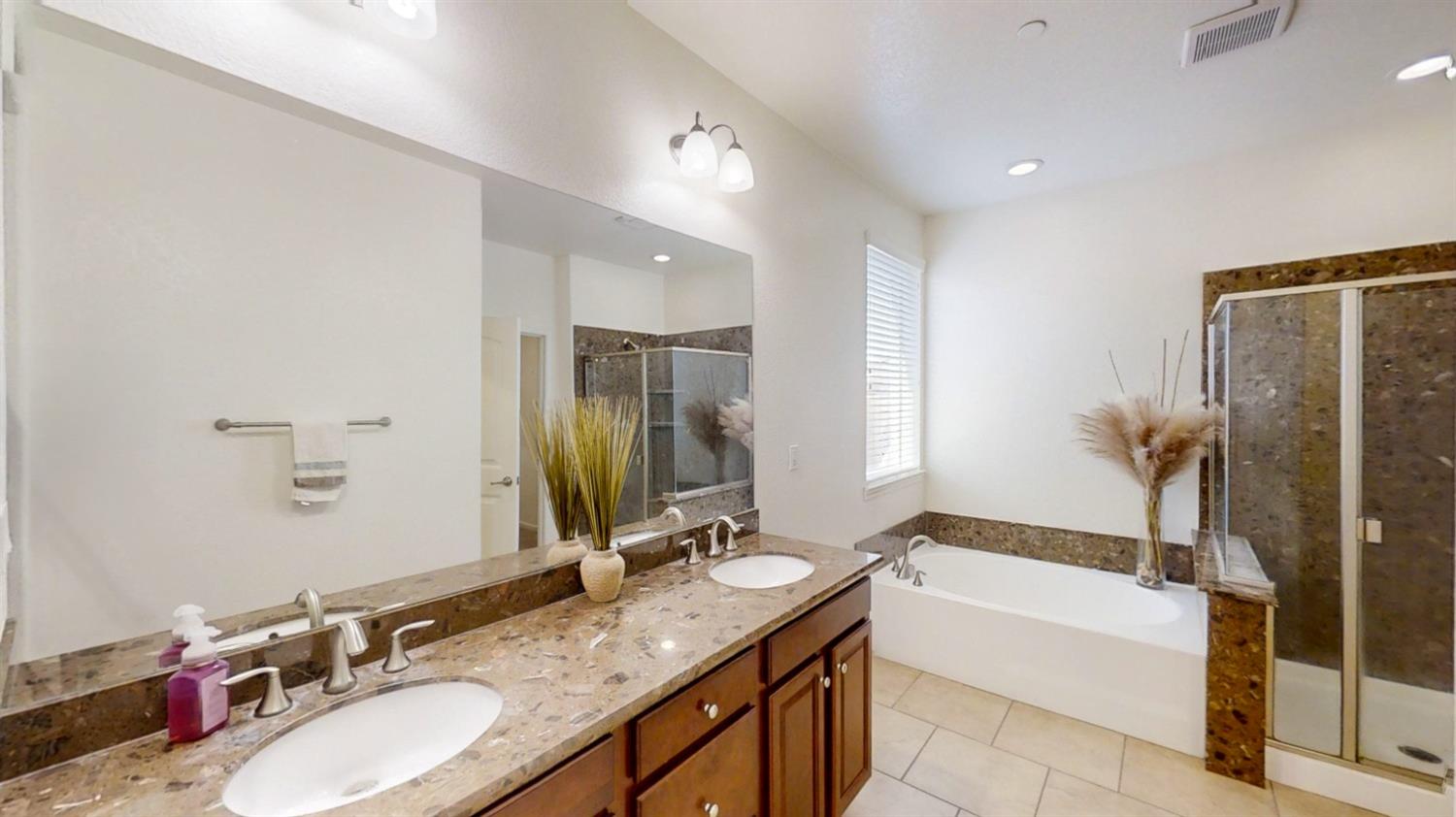 Detail Gallery Image 22 of 46 For 5026 Mossy Stone Way, Rancho Cordova,  CA 95742 - 4 Beds | 2 Baths