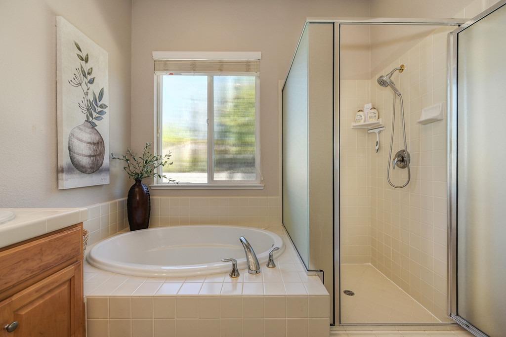 Detail Gallery Image 32 of 49 For 2209 Stockman Cir, Folsom,  CA 95630 - 4 Beds | 2 Baths