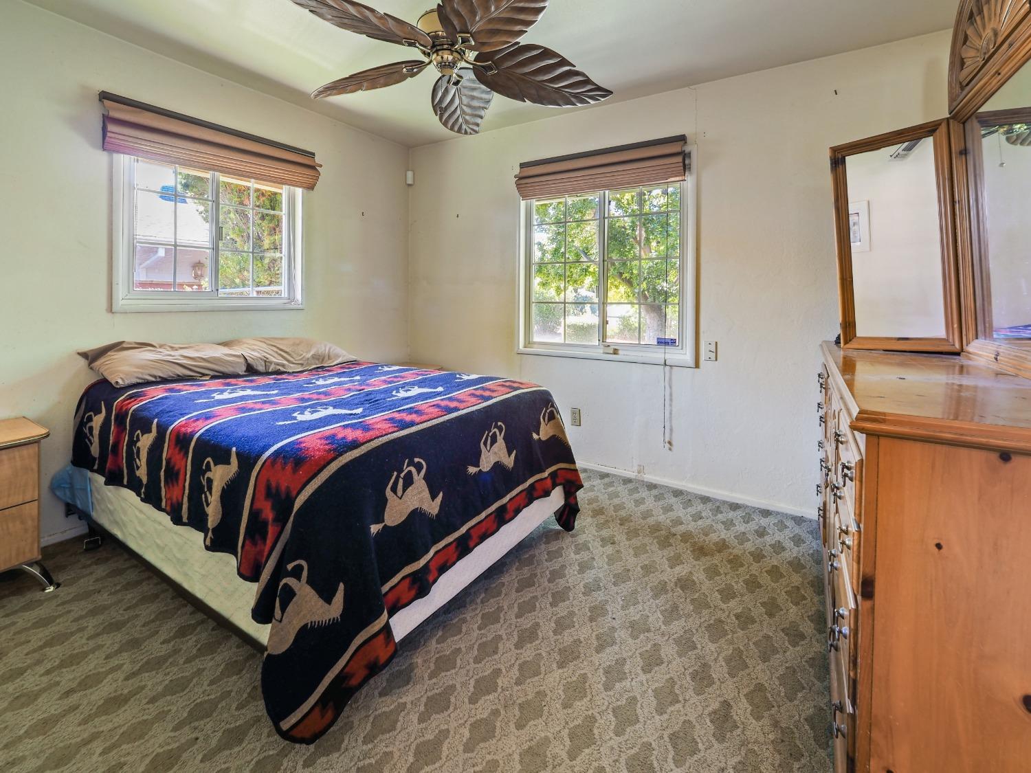 Detail Gallery Image 20 of 41 For 1816 Eastern Ave, Sacramento,  CA 95864 - 3 Beds | 2 Baths