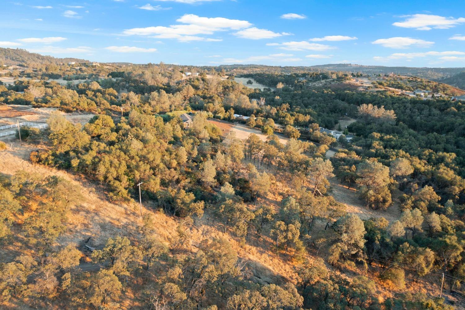 Detail Gallery Image 12 of 71 For 1485 Kanaka Valley Rd, Rescue,  CA 95672 - 3 Beds | 2 Baths