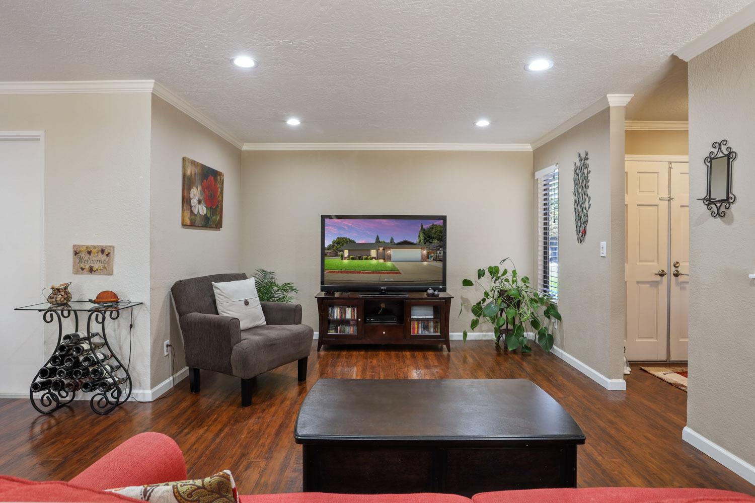 Detail Gallery Image 33 of 63 For 1407 Ironwood Pl, Manteca,  CA 95336 - 3 Beds | 2 Baths