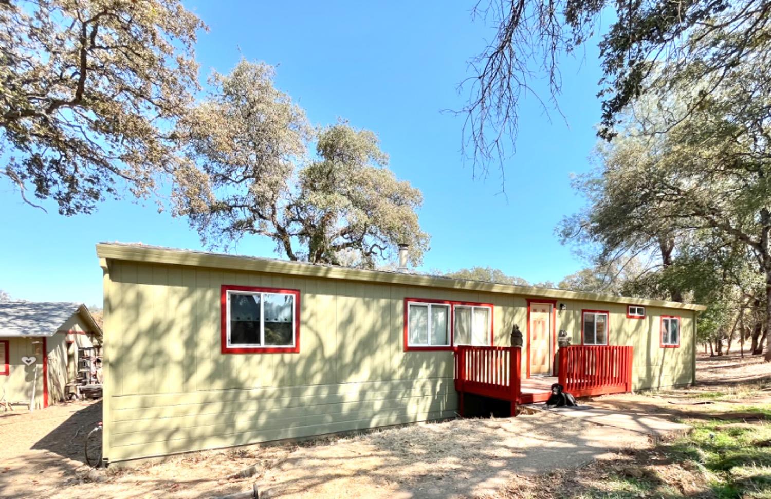 Detail Gallery Image 1 of 1 For 7241 White Oak Ln, Browns Valley,  CA 95918 - 3 Beds | 2 Baths