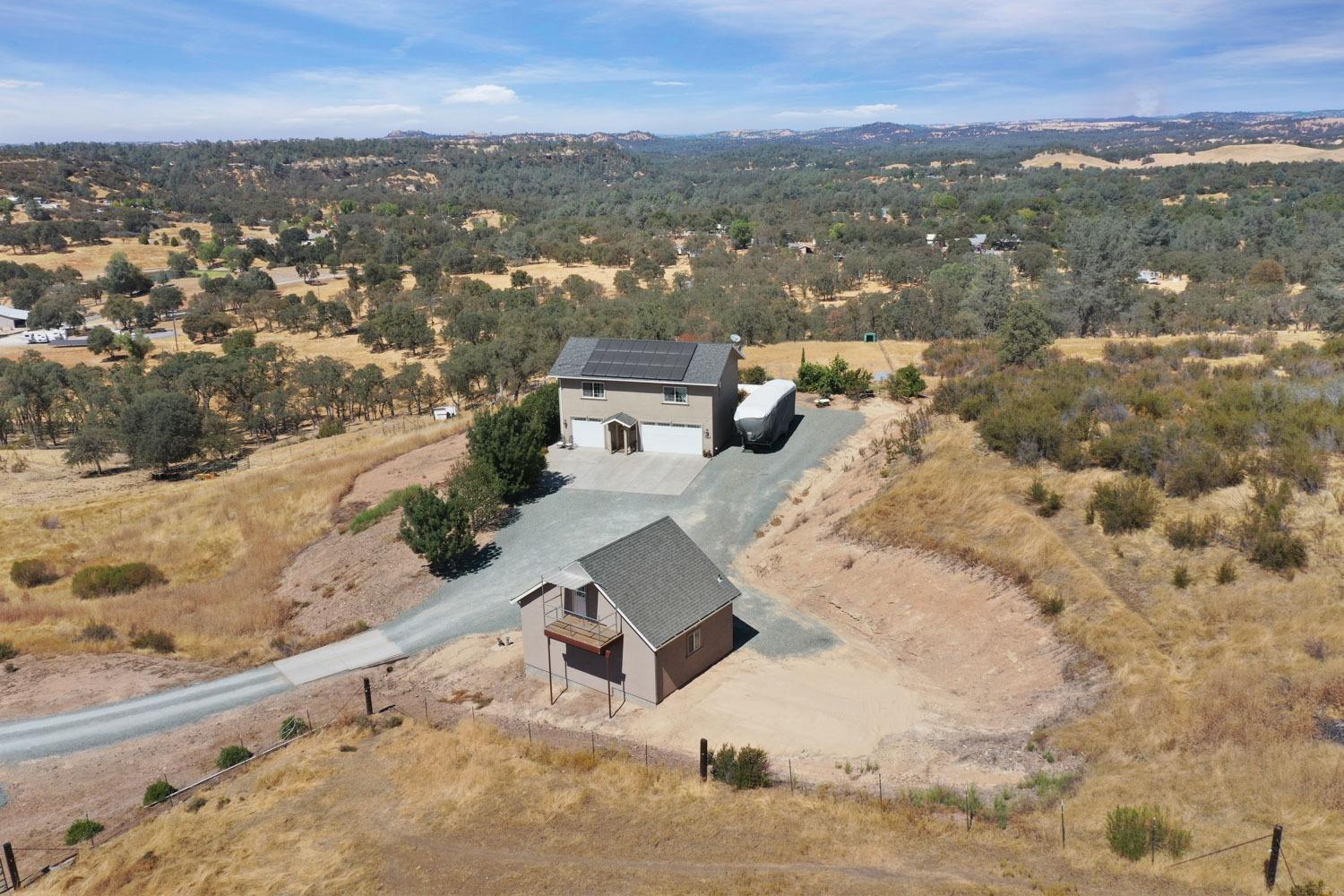 Detail Gallery Image 7 of 80 For 3049 Patriot Way, Burson,  CA 95252 - 3 Beds | 3 Baths