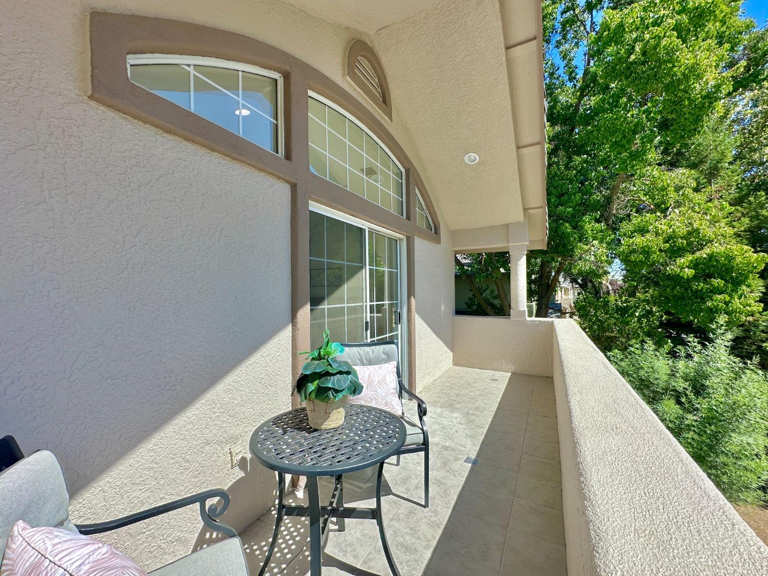 Detail Gallery Image 2 of 26 For 3463 Koso St, Davis,  CA 95618 - 4 Beds | 2/1 Baths