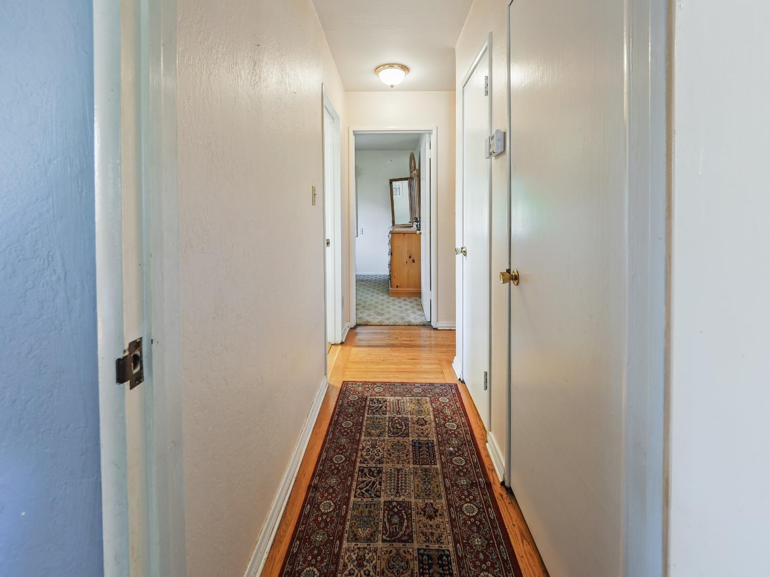 Detail Gallery Image 19 of 41 For 1816 Eastern Ave, Sacramento,  CA 95864 - 3 Beds | 2 Baths