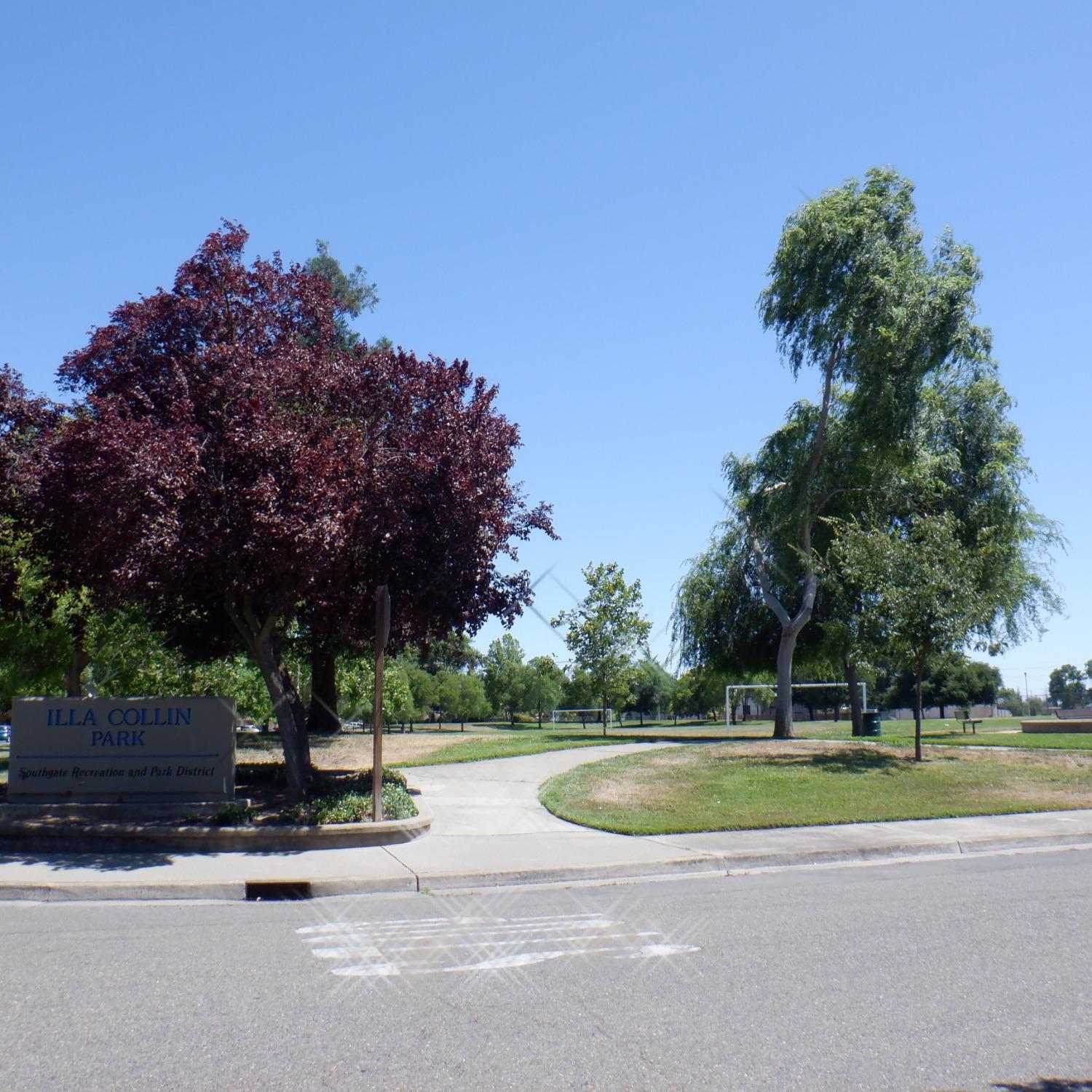 Detail Gallery Image 5 of 20 For 8425 Vintage Park Dr., Sacramento,  CA 95828 - 3 Beds | 2 Baths