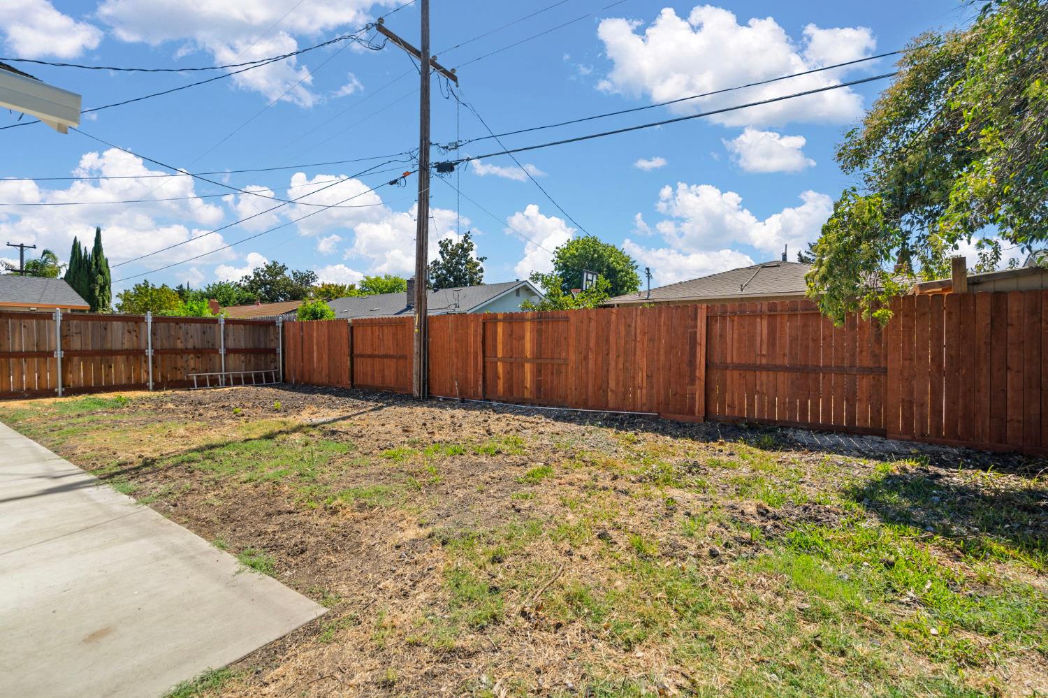 Detail Gallery Image 27 of 28 For 518 Cimarron Ave, Stockton,  CA 95210 - 3 Beds | 2 Baths