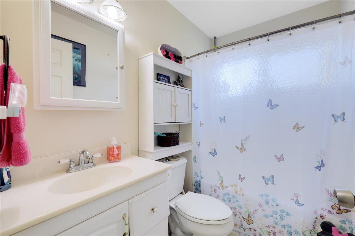 Detail Gallery Image 12 of 29 For 755 Regent Loop, Yuba City,  CA 95991 - 3 Beds | 1 Baths